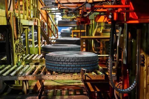タイヤ生産設備